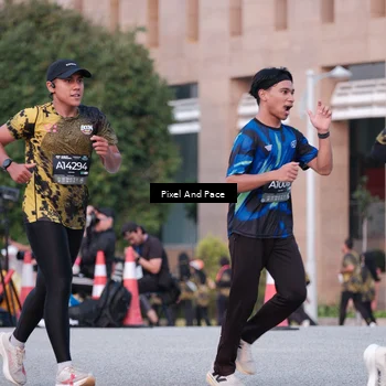 Runner Photo 6761985