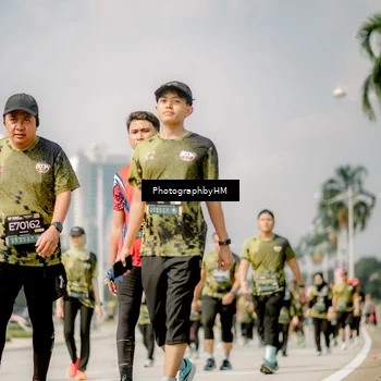 Runner Photo 6761992
