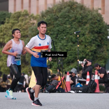Runner Photo 6762000