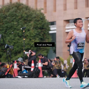 Runner Photo 6762029