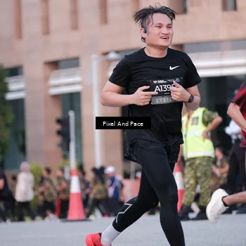 Runner Photo 6762046