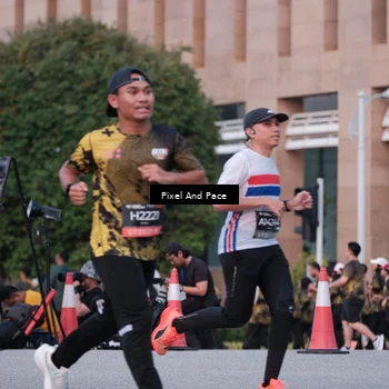 Runner Photo 6762092