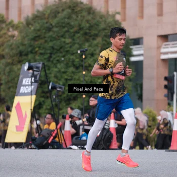 Runner Photo 6762094