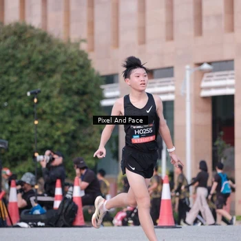 Runner Photo 6762095