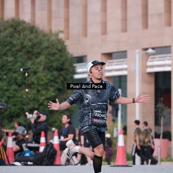 Runner Photo 6762104