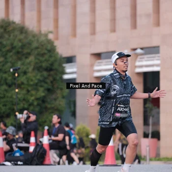 Runner Photo 6762106
