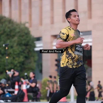Runner Photo 6762113