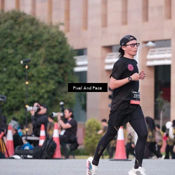 Runner Photo 6762117