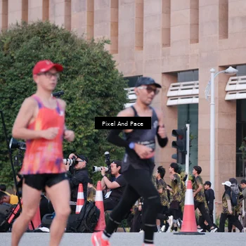 Runner Photo 6762122