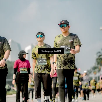 Runner Photo 6762123