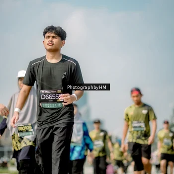 Runner Photo 6762133