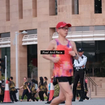 Runner Photo 6762136
