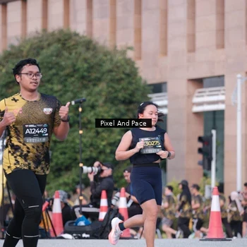 Runner Photo 6762153