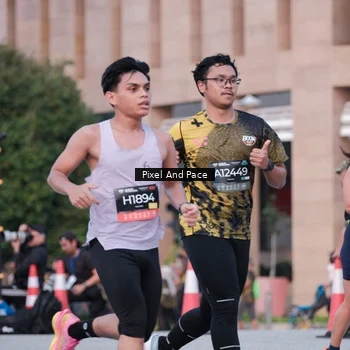 Runner Photo 6762155