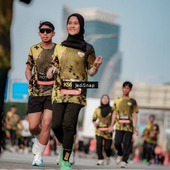 Runner Photo 6762156