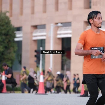 Runner Photo 6762169