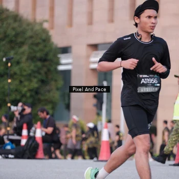 Runner Photo 6762170