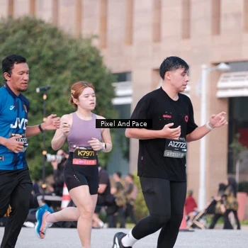 Runner Photo 6762192