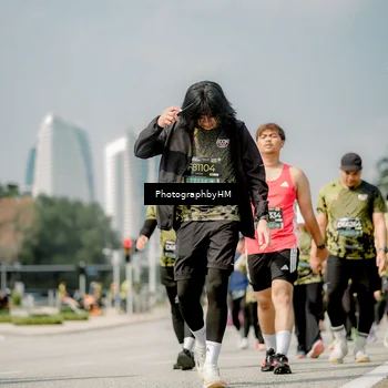 Runner Photo 6762243
