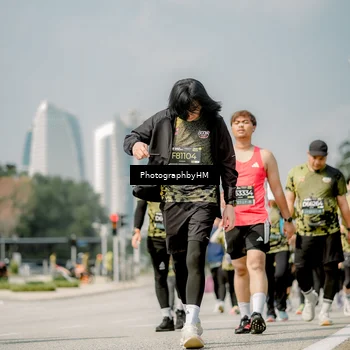 Runner Photo 6762245