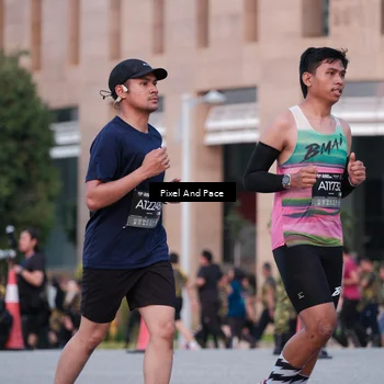 Runner Photo 6762263