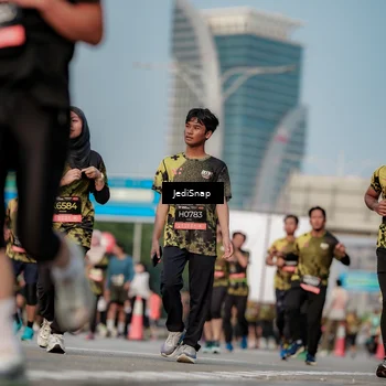 Runner Photo 6762294