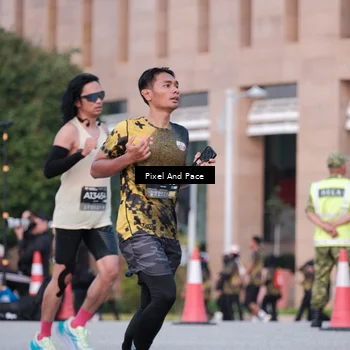 Runner Photo 6762297