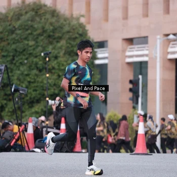 Runner Photo 6762315