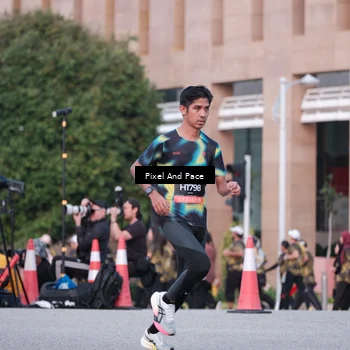 Runner Photo 6762325