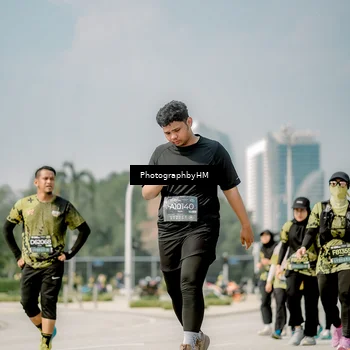 Runner Photo 6762335