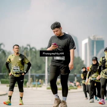 Runner Photo 6762360