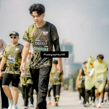 Runner Photo 6762443