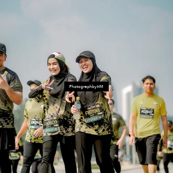 Runner Photo 6762604