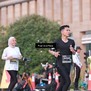 Runner Photo 6762726