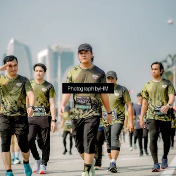 Runner Photo 6762735