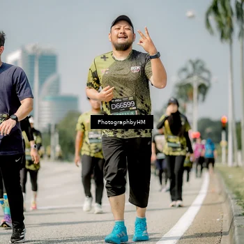 Runner Photo 6762781