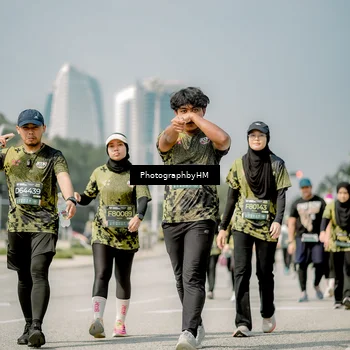 Runner Photo 6762785