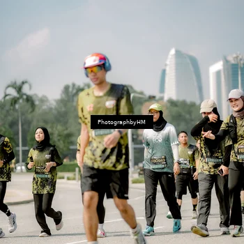 Runner Photo 6762810