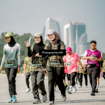 Runner Photo 6762824