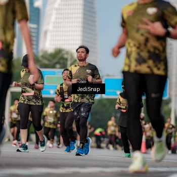 Runner Photo 6762831