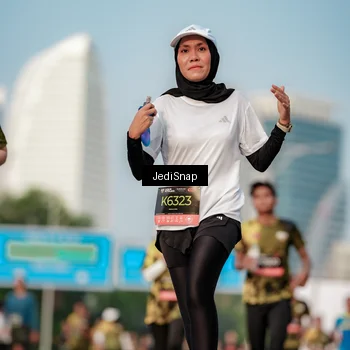 Runner Photo 6762946