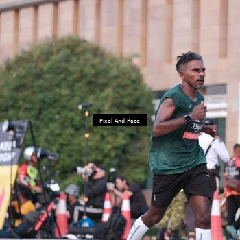 Runner Photo 6762990