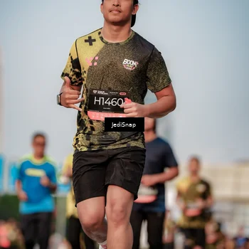 Runner Photo 6763023