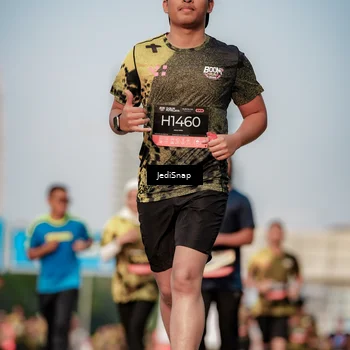 Runner Photo 6763024