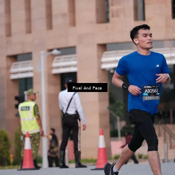 Runner Photo 6763045