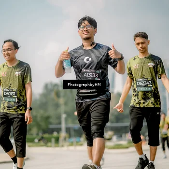 Runner Photo 6763051