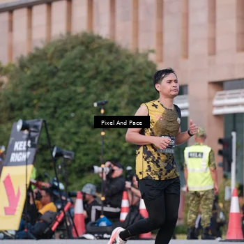 Runner Photo 6763052