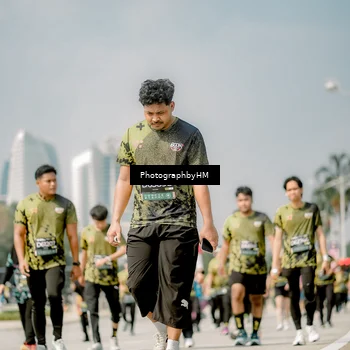 Runner Photo 6763058