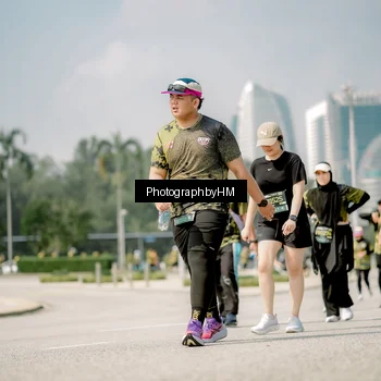 Runner Photo 6763074