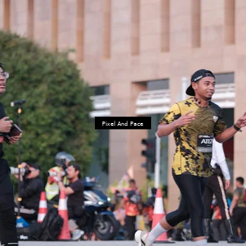 Runner Photo 6763132